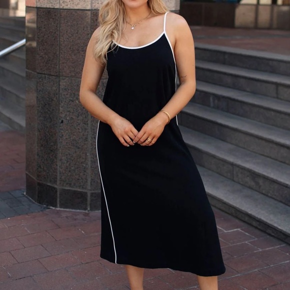 NEW Black Linen Midi Dress - Picture 2 of 7
